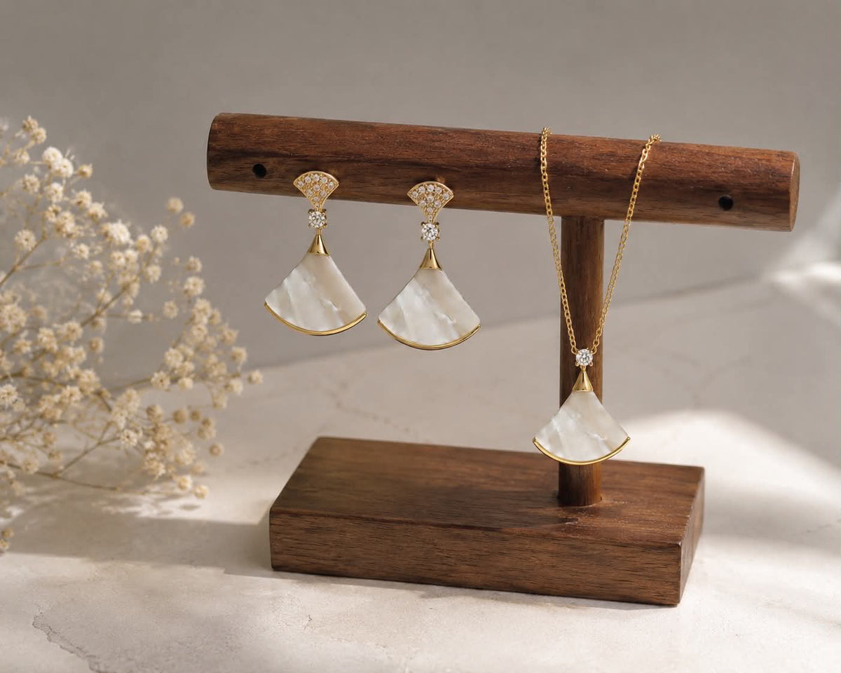 Pearl Fan Earrings & Necklace Set