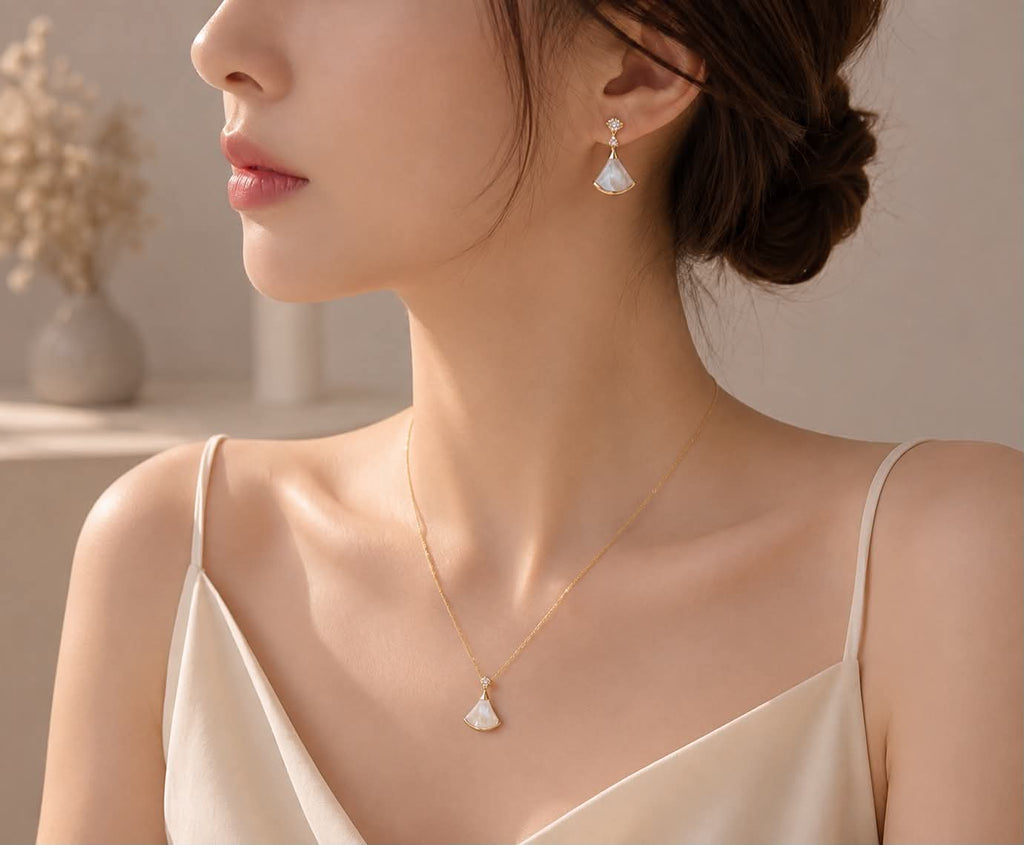 Pearl Fan Earrings & Necklace Set